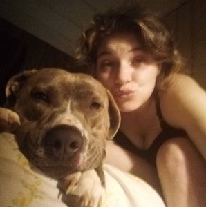 Meet your Posher, Amara